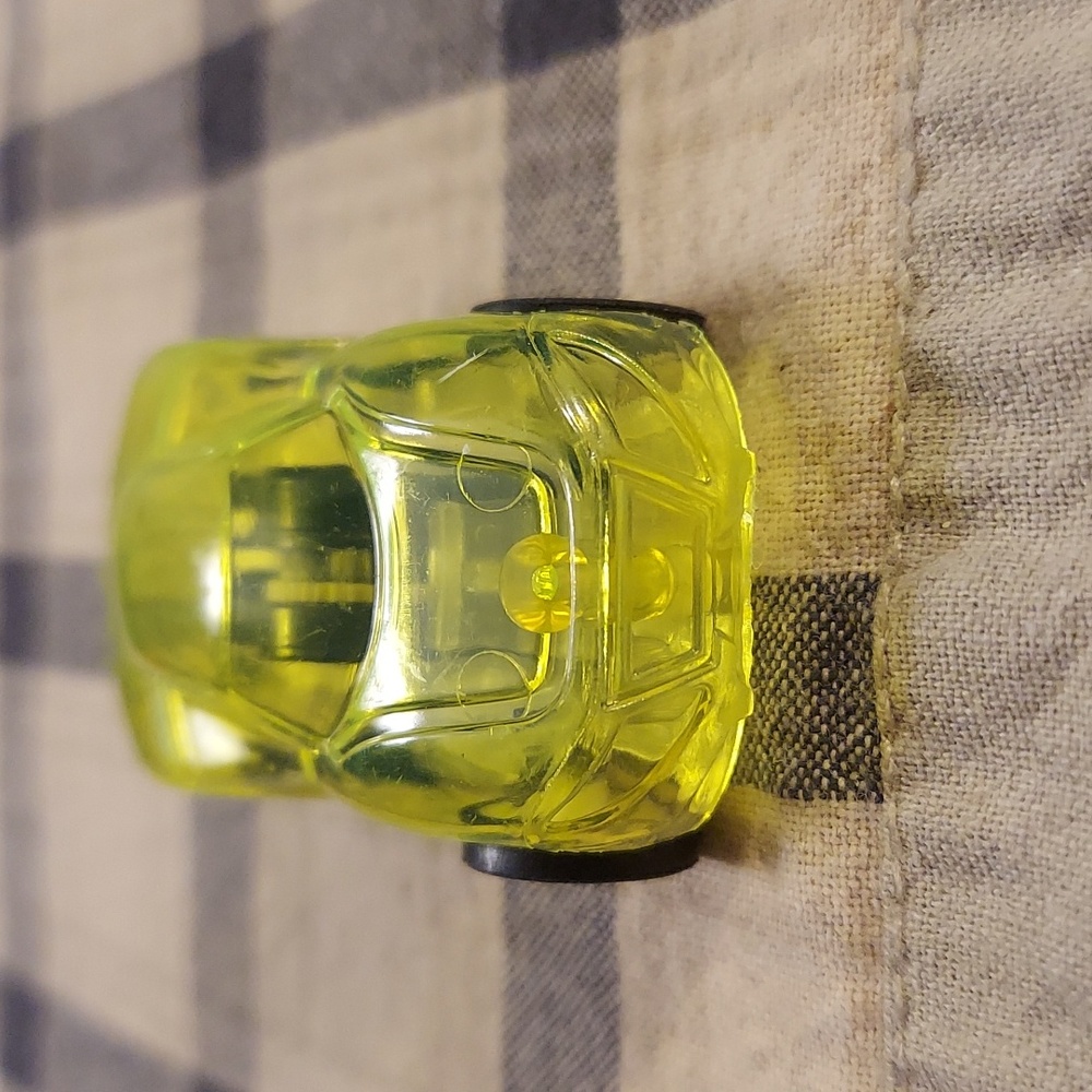 ❤️ Pull Back Car Yellow Translucent Miniature Racer - Picture 2 of 7